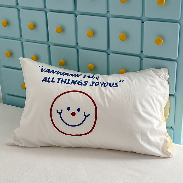 91家纺网 家纺一手货源 找家纺 昔可家纺 2024新款数码印花单品枕套系列-ins风系列 字母表情