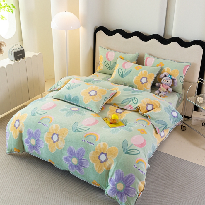 91家纺网 家纺一手货源 找家纺 欧喜璐 2024年新款 8.5-9.5斤加厚牛奶绒金貂绒法莱绒四件套单被套 花海