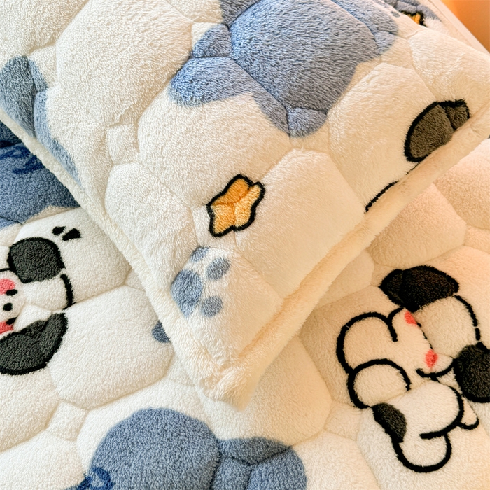 91家纺网 家纺一手货源 找家纺 雯豆家纺 2024新品泰迪绒学生床垫宿舍床褥子加厚上下铺北极绒床护垫 泰迪绒床褥-顽皮狗-兰