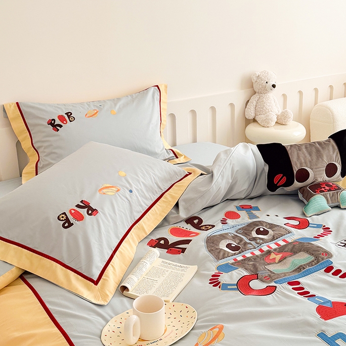 91家纺网 家纺一手货源 找家纺 （总）西西家居 2024新款亲肤舒适100支澳棉独家专版四件套--怪兽机器人