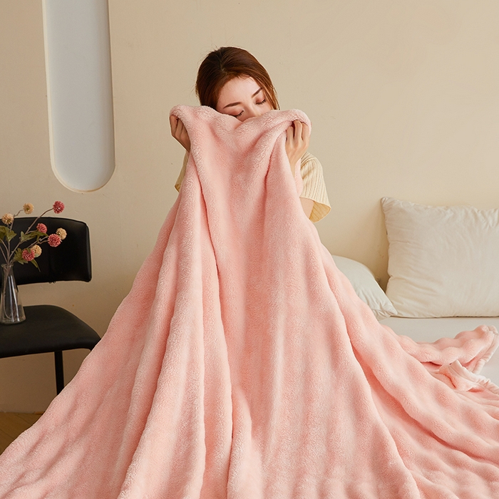 91家纺网 家纺一手货源 找家纺 千荨 2024新款高克重兔绒泡泡系列毛毯 泡泡-柔粉