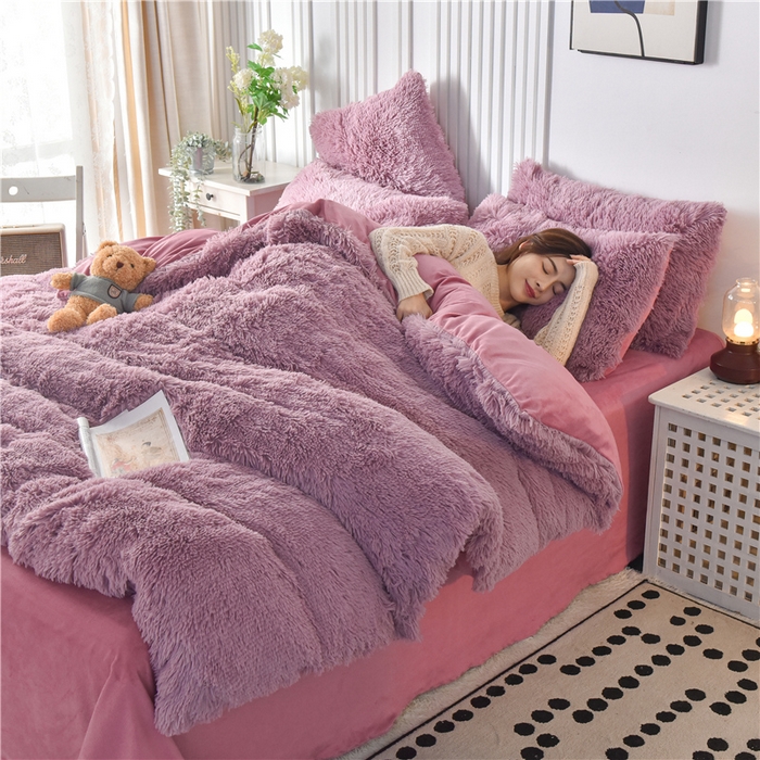 91家纺网 家纺一手货源 找家纺 鑫喜莱 2024新款长毛绒四件套 豆沙