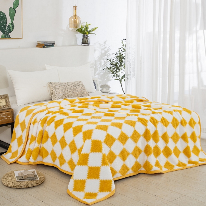 91家纺网 家纺一手货源 找家纺 一左一右 2024新款320g高克重加厚格子摇粒绒毛毯舒棉绒盖毯多功能毯子外贸跨境电商 黄色格