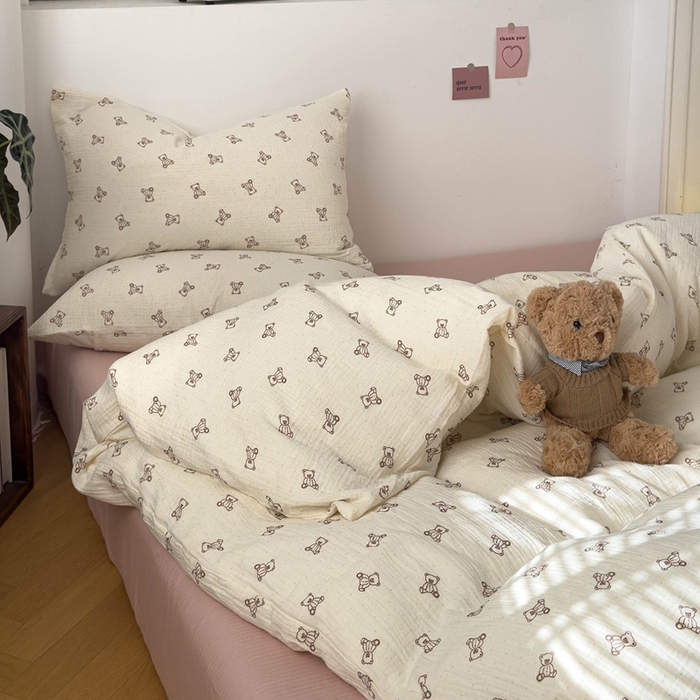 91家纺网 家纺一手货源 找家纺 洋铭区（原狠狠爱） 2024新款皱皱纱四件套 仔仔熊