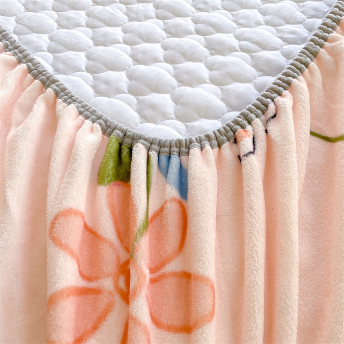 91家纺网 家纺一手货源 找家纺 康纳利 2024新款A类抗菌加厚牛奶绒印花夹棉包边床笠可搭配同款四件套提供买家秀 花间小兔