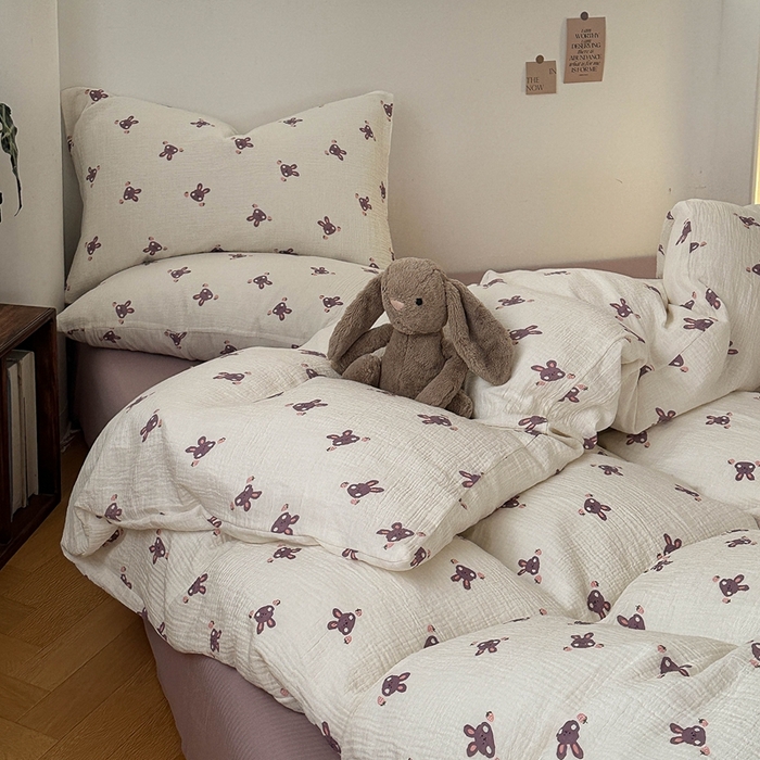 91家纺网 家纺一手货源 找家纺 洋铭区（原狠狠爱） 2024新款皱皱纱四件套 萌萌小紫兔