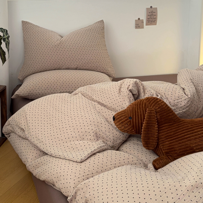 91家纺网 家纺一手货源 找家纺 洋铭区（原狠狠爱） 2024新款皱皱纱四件套 黑灰波点