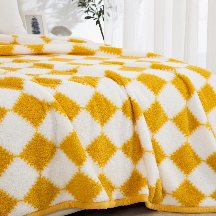91家纺网 家纺一手货源 找家纺 一左一右 2024新款320g高克重加厚格子摇粒绒毛毯舒棉绒盖毯多功能毯子外贸跨境电商 黄色格