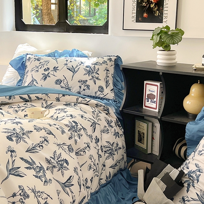 91家纺网 家纺一手货源 找家纺 春光里 2024新款法式大花边亲肤磨毛四件套 野绘霜枝（蔚蓝）