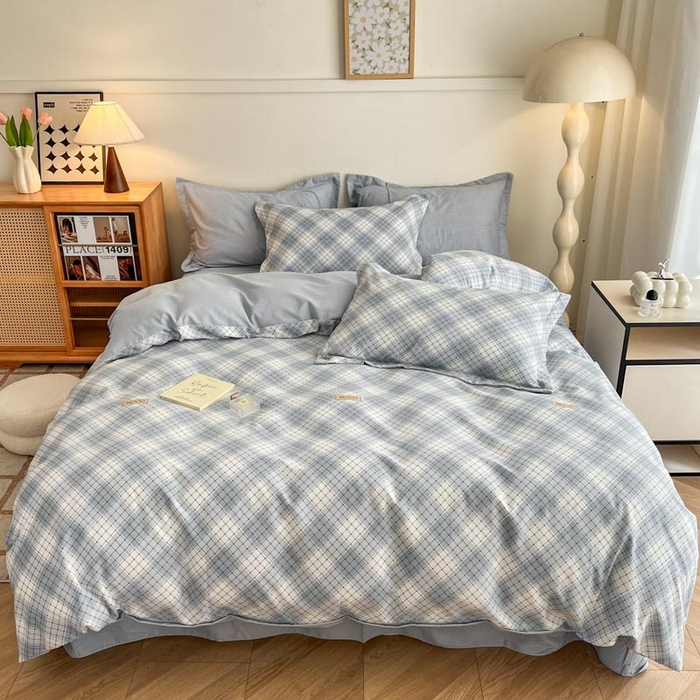 91家纺网 家纺一手货源 找家纺 新印象 2025新款全棉生态磨毛印花四件套苏米浅蓝格