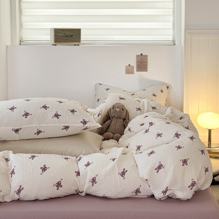 91家纺网 家纺一手货源 找家纺 洋铭区（原狠狠爱） 2024新款皱皱纱四件套 萌萌小紫兔