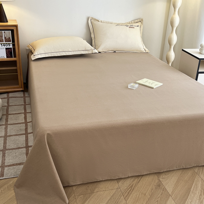 91家纺网 家纺一手货源 找家纺 菲梵家纺 2025新款纯色双拼全棉加厚磨毛刺绣款套单床单（自然光场景） 奶茶