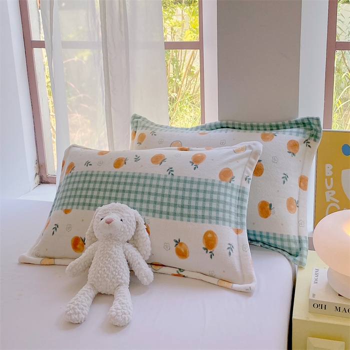 91家纺网 家纺一手货源 找家纺 凯儿家纺 2024新款A类牛奶绒印花枕套 香蜜甜橙