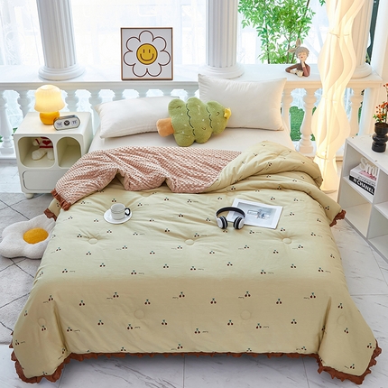 91家纺网 家纺一手货源 找家纺 全美家居 2025新款韩版花边豆豆被 樱洛