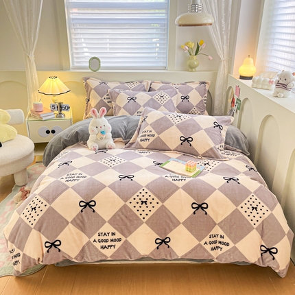 91家纺网 家纺一手货源 找家纺 2024新款小清新牛奶绒高克重加厚保暖四件套 菱格蝴蝶结