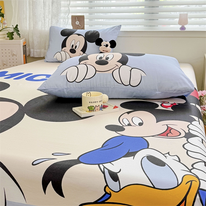 91家纺网 家纺一手货源 找家纺 名兮家居 2024新款大版经典奥特曼-三丽鸥全棉床单 【含防伪标】 叠叠乐