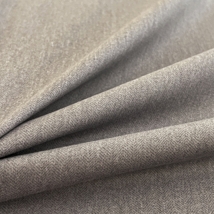 91家纺网 家纺一手货源 找家纺 菲梵家纺 2025新款纯色双拼全棉加厚磨毛刺绣款套单床单（自然光场景） 高级灰