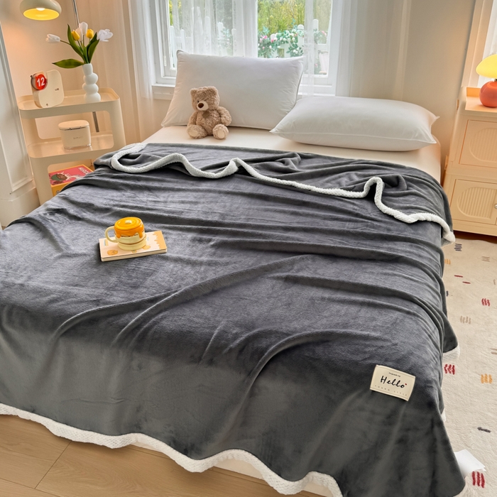 91家纺网 家纺一手货源 找家纺 侨鑫 2024新款高克重牛奶绒纯色毛毯 深灰