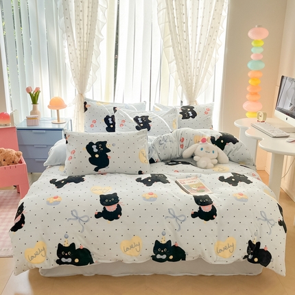 91家纺网 家纺一手货源 找家纺 （总）桃子家居 2024新款ins小清新花卉少女卡通跑量牛奶绒系列四件套