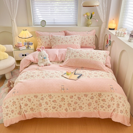 2024新款小清新牛奶绒高克重加厚保暖四件套 碎花小兔