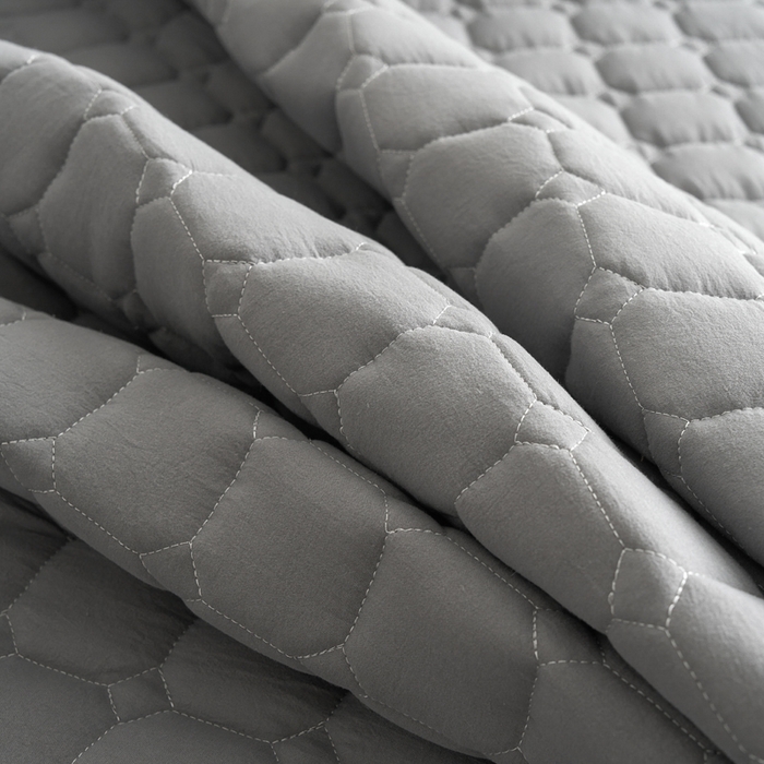 91家纺网 家纺一手货源 找家纺 侨鑫 2024新款亲肤磨毛夹棉床垫 灰色