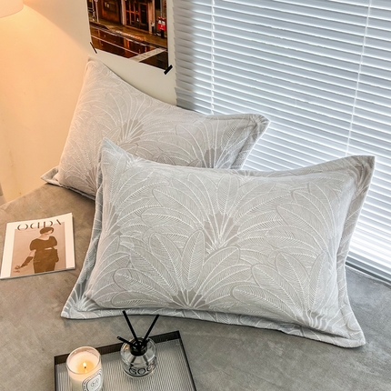 2024新款A类高克重立体浮雕牛奶绒加厚保暖系列-枕套 清雅灰
