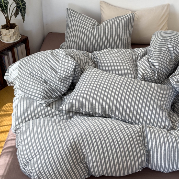 91家纺网 家纺一手货源 找家纺 洋铭区（原狠狠爱） 2024新款皱皱纱四件套 蓝白条纹