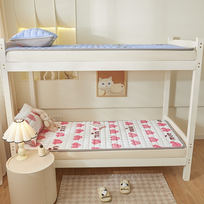 91家纺网 家纺一手货源 找家纺 卡伦家纺 2025新款A类牛奶绒夹棉加厚床垫学生宿舍单人床垫 甜蜜爱心