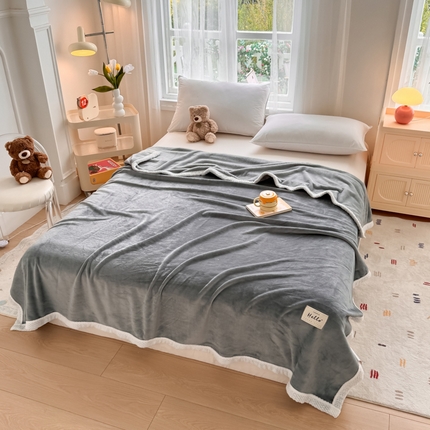 91家纺网 家纺一手货源 找家纺 侨鑫 2024新款高克重牛奶绒纯色毛毯 浅灰