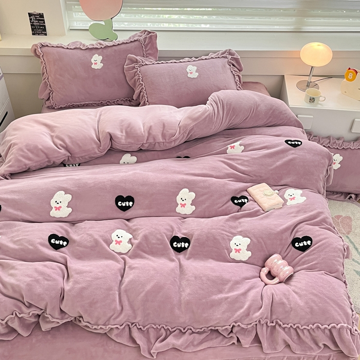 91家纺网 家纺一手货源 找家纺 亨通家纺 2024新款高克重法式牛奶绒四件套系列-可爱风 可爱风-紫