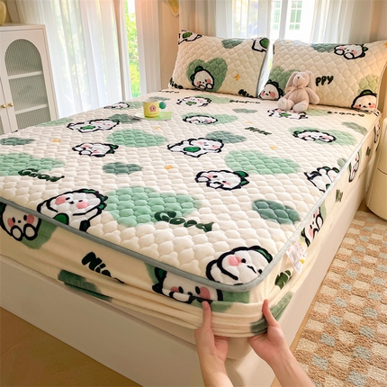 91家纺网 家纺一手货源 找家纺 （总）康纳利 2024新款A类抗菌加厚牛奶绒印花夹棉包边床笠可搭配同款四件套提供买家秀