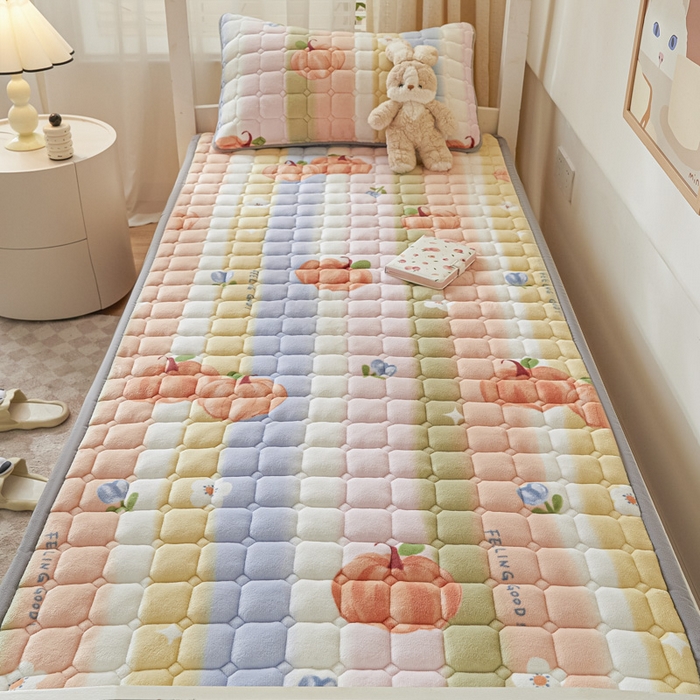 91家纺网 家纺一手货源 找家纺 卡伦家纺 2025新款A类牛奶绒夹棉加厚床垫学生宿舍单人床垫 南瓜派