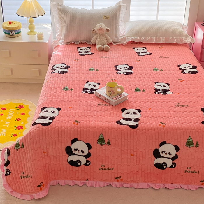 91家纺网 家纺一手货源 找家纺 （总）胜权家纺 2024秋冬新款A类印花牛奶绒加厚保暖圆角花边夹棉床盖