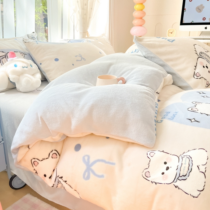 91家纺网 家纺一手货源 找家纺 桃子家居 2024新款ins小清新花卉少女卡通跑量牛奶绒系列四件套 绒-蓝甜小狗