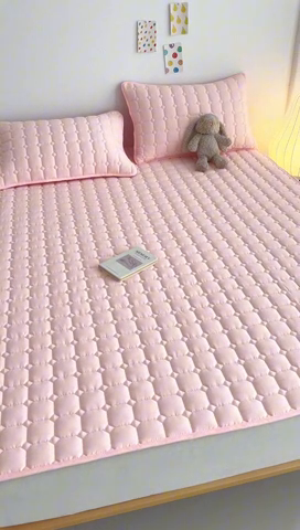 91家纺网 家纺一手货源 找家纺 侨鑫 2024新款亲肤磨毛夹棉床垫 粉色