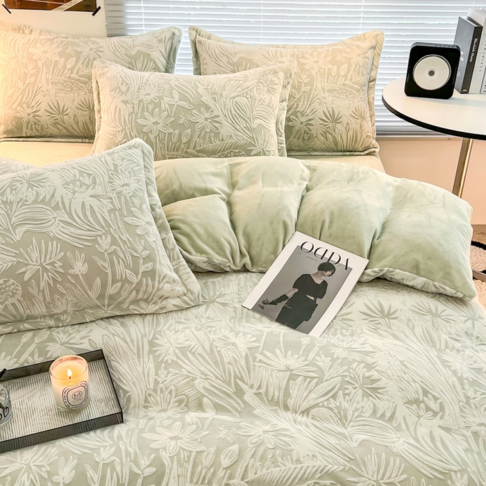 91家纺网 家纺一手货源 找家纺 2024新款A类高克重立体浮雕牛奶绒加厚保暖系列-枕套 花语绿灰