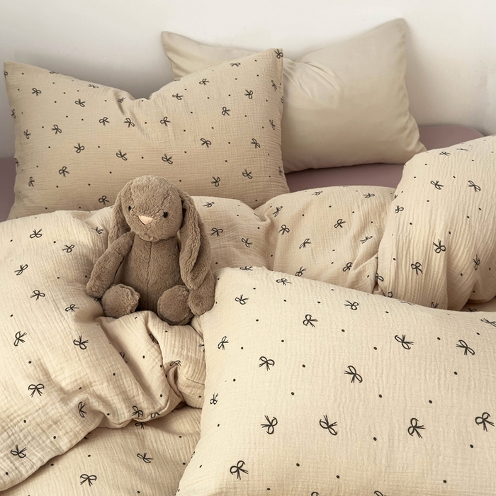 91家纺网 家纺一手货源 找家纺 洋铭区（原狠狠爱） 2024新款皱皱纱四件套 点点织带