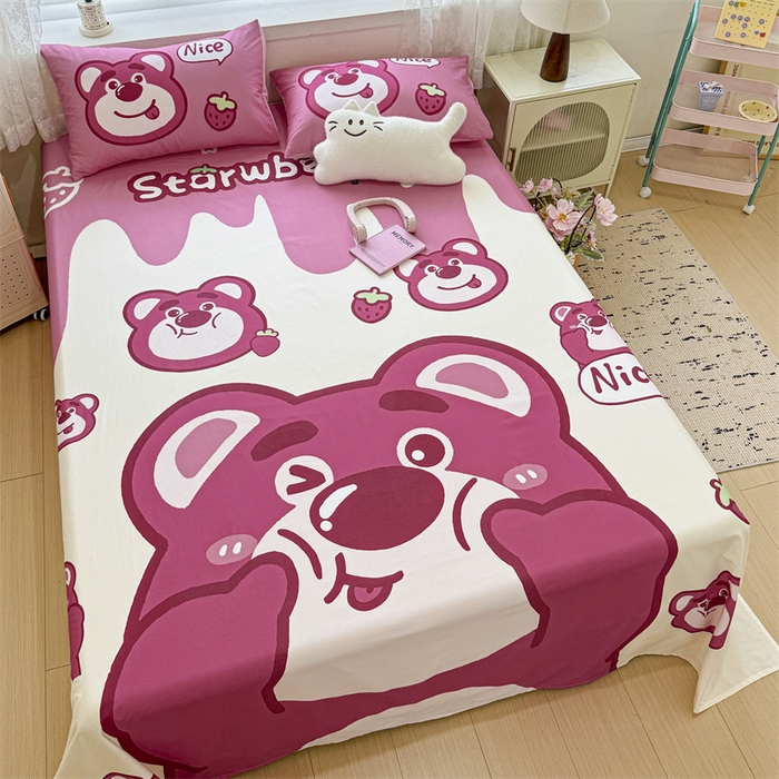 91家纺网 家纺一手货源 找家纺 名兮家居 2024新款大版经典奥特曼-三丽鸥全棉床单 【含防伪标】 乐乐草莓熊