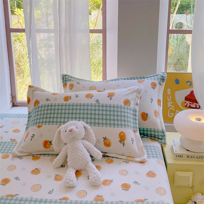 91家纺网 家纺一手货源 找家纺 凯儿家纺 2024新款A类牛奶绒印花枕套 香蜜甜橙