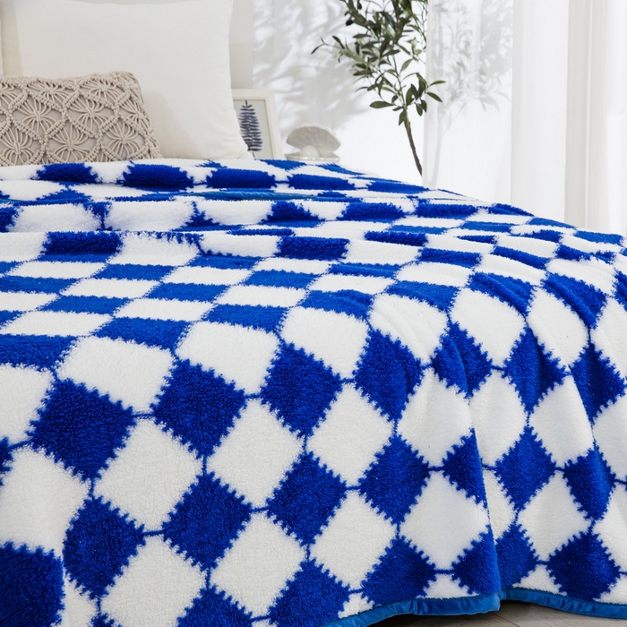 91家纺网 家纺一手货源 找家纺 一左一右 2024新款320g高克重加厚格子摇粒绒毛毯舒棉绒盖毯多功能毯子外贸跨境电商 蓝色格