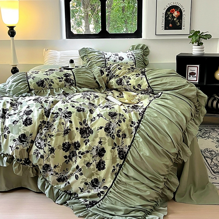 91家纺网 家纺一手货源 找家纺 春光里 2024新款法式大花边亲肤磨毛四件套 庄园风华（绿）