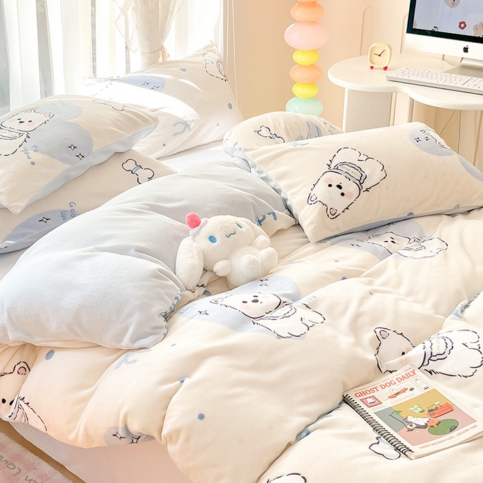 91家纺网 家纺一手货源 找家纺 桃子家居 2024新款ins小清新花卉少女卡通跑量牛奶绒系列四件套 绒-蓝甜小狗