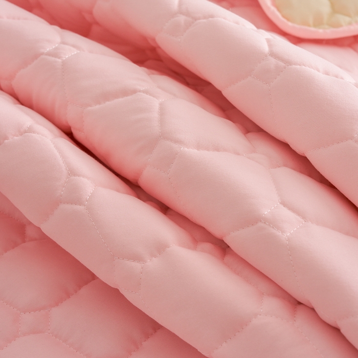 91家纺网 家纺一手货源 找家纺 侨鑫 2024新款亲肤磨毛夹棉床垫 粉色