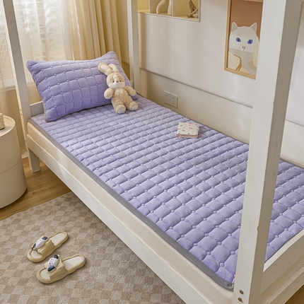 91家纺网 家纺一手货源 找家纺 卡伦家纺 2025新款A类牛奶绒夹棉加厚床垫学生宿舍单人床垫 高雅紫