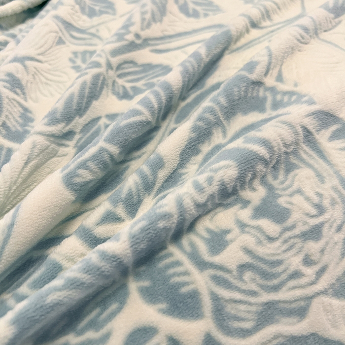 91家纺网 家纺一手货源 找家纺 2024新款A类高克重立体浮雕牛奶绒加厚保暖系列-枕套 爱意浓蓝