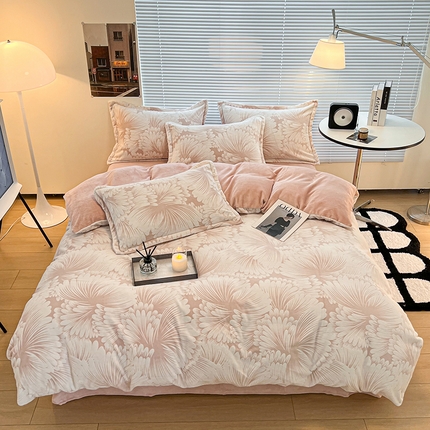 2024新款A类高克重立体浮雕牛奶绒加厚保暖系列-四件套 烟花浅粉
