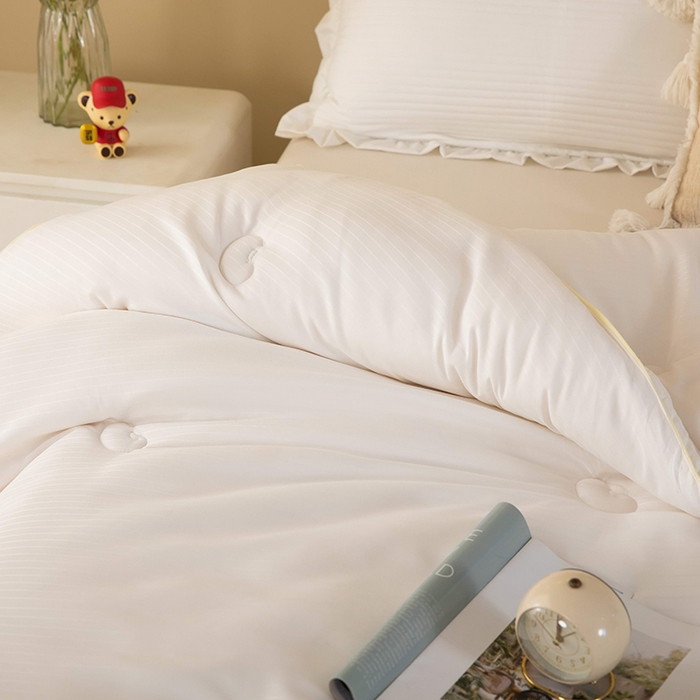 91家纺网 家纺一手货源 找家纺 森璐家纺 2024新款原棉提花大豆被 本白