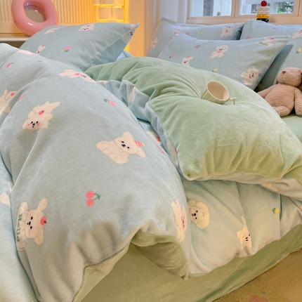 铭宣家居 2024新款7斤小清新高克重牛奶绒印花四件套床单床笠款 蓝底小白狗