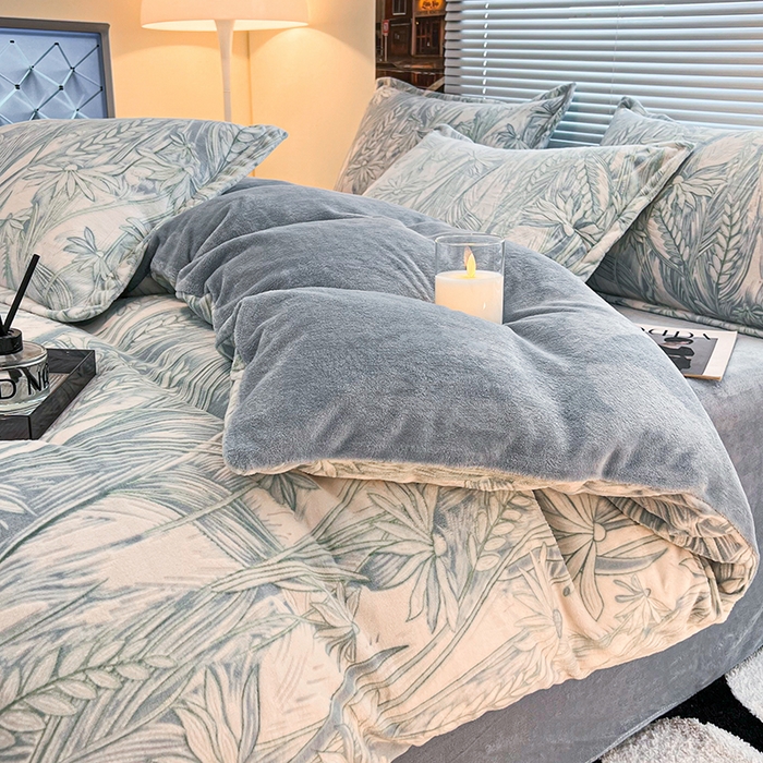 91家纺网 家纺一手货源 找家纺 2024新款A类高克重立体浮雕牛奶绒加厚保暖系列-被套 恋语蓝