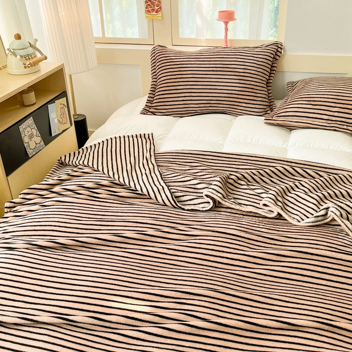 91家纺网 家纺一手货源 找家纺 川悦生活 2024新款高克重双面雪花绒毛毯 毛毯秋语-茶咖